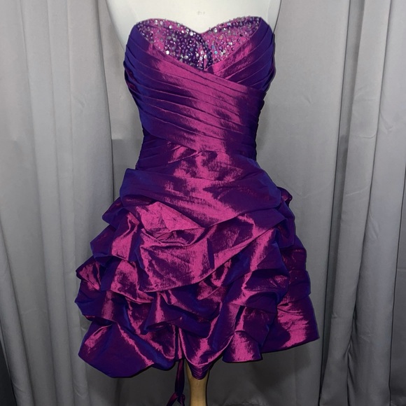 {Cinderella Divine} Corseted Magenta Formal Dress - Picture 4 of 11